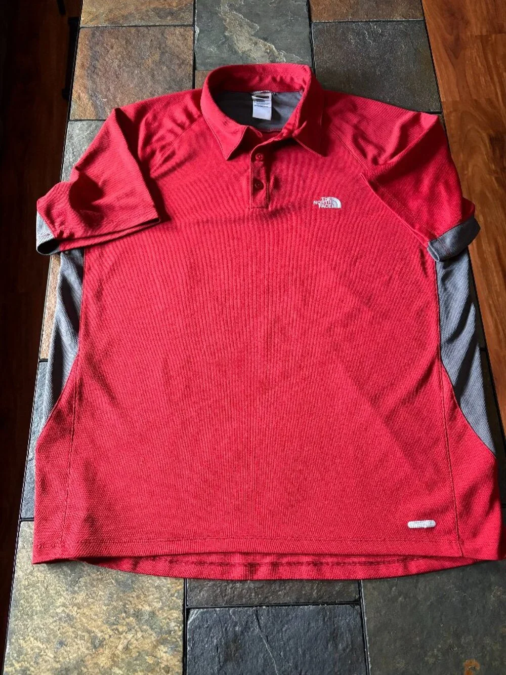 The North Face VaporWick colorblock athletic polo shirt brick red men's XL
